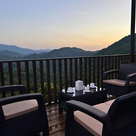 Ukhutiecohouse Villa Vani Kültér fotó